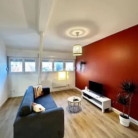 Le « terracotta » Proche Du Centre. * بولون-سور-مير